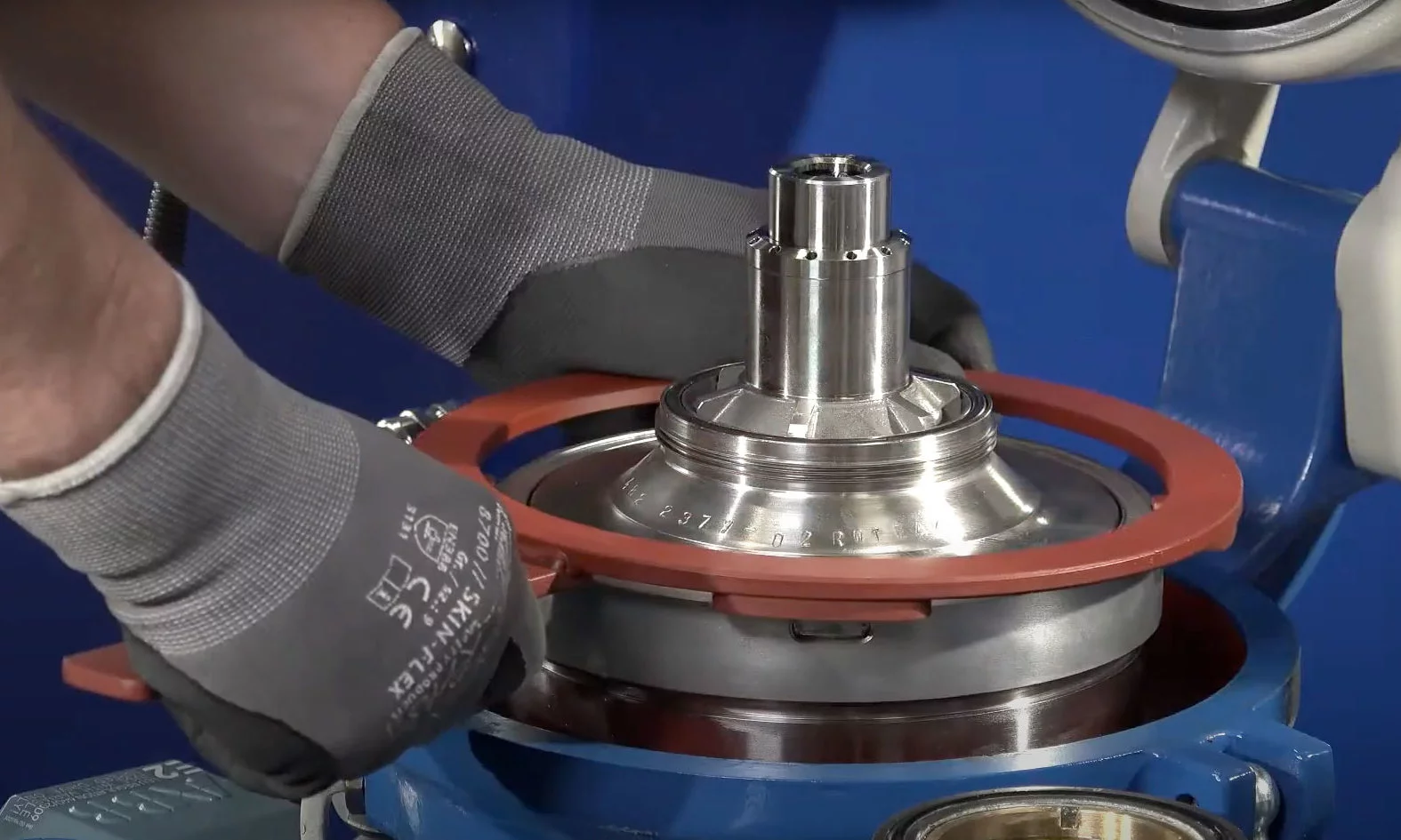 Navigair worker performing Alfa Laval maintenance.