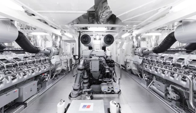 Navigair Operating Room Where Navigair does all their engine and generator work