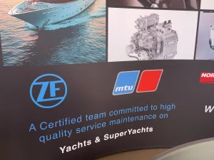 A section of Navigair's banner, showing the ZF and mtu logo and stating that Navigair is certified.
